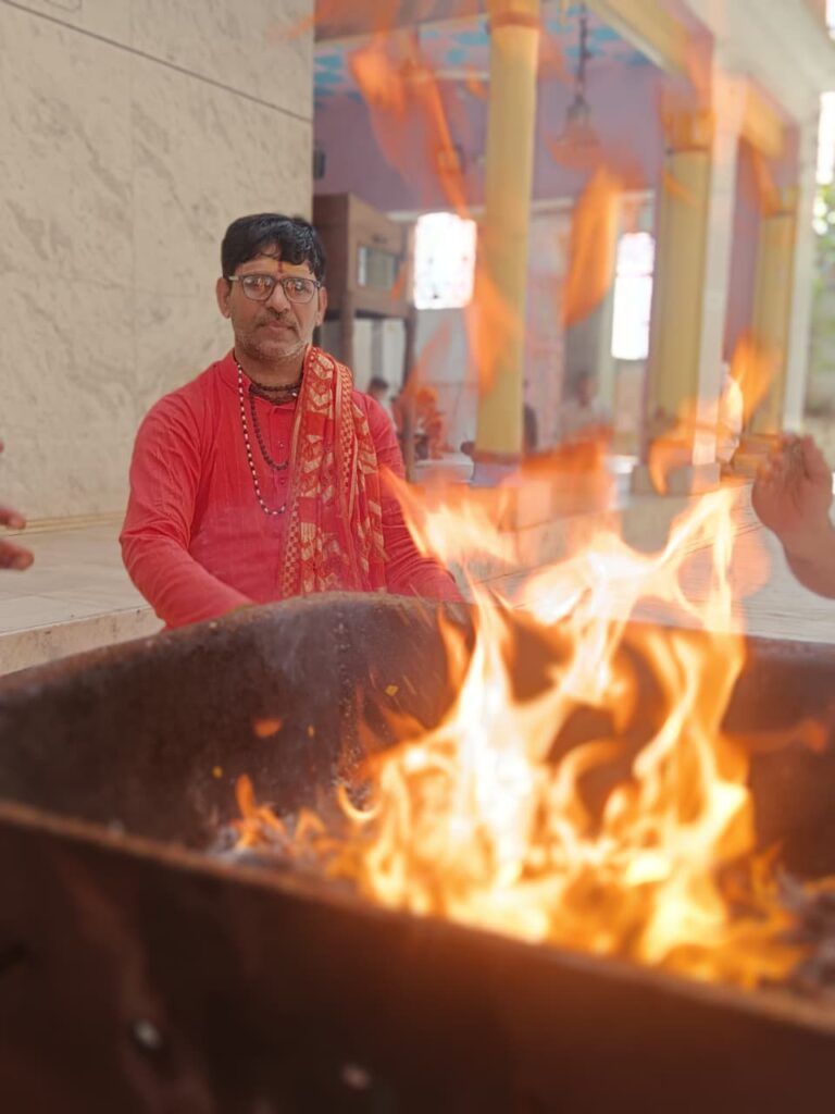 अपना पैसा अटक गया ,लेने वाला व्यक्ति न दे रहा हो ,भूमि सम्बंदित विवाद ।